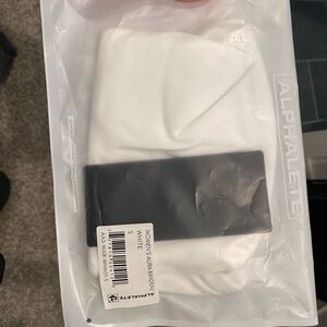 Alphalete sports bra